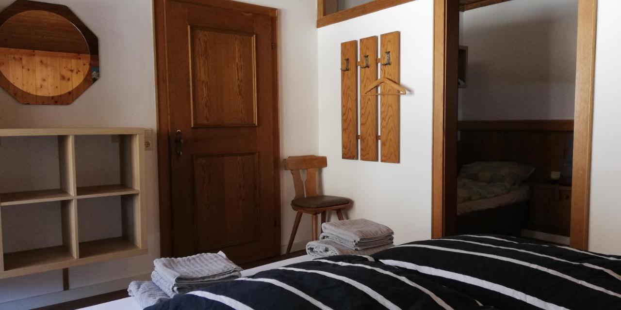 Haus Dienten Top 11 Дінтен-ам-Гохкеніг Екстер'єр фото